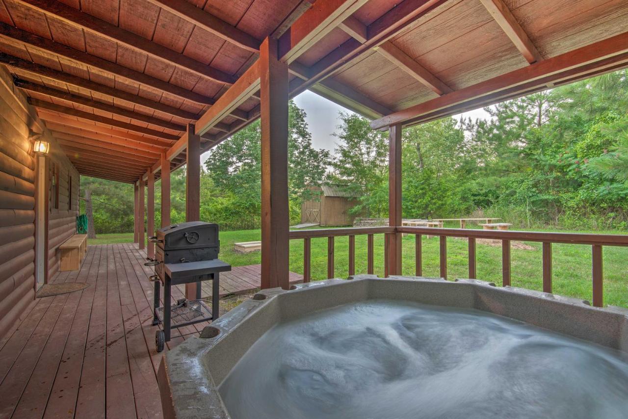 Broken Bow Starlight Cabin With Private Hot Tub! Екстер'єр фото